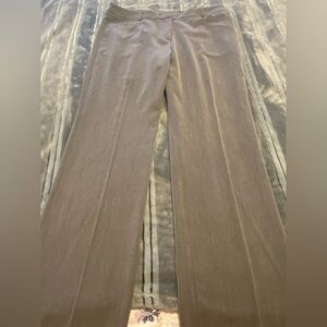 Chic Women's Gray Trousers